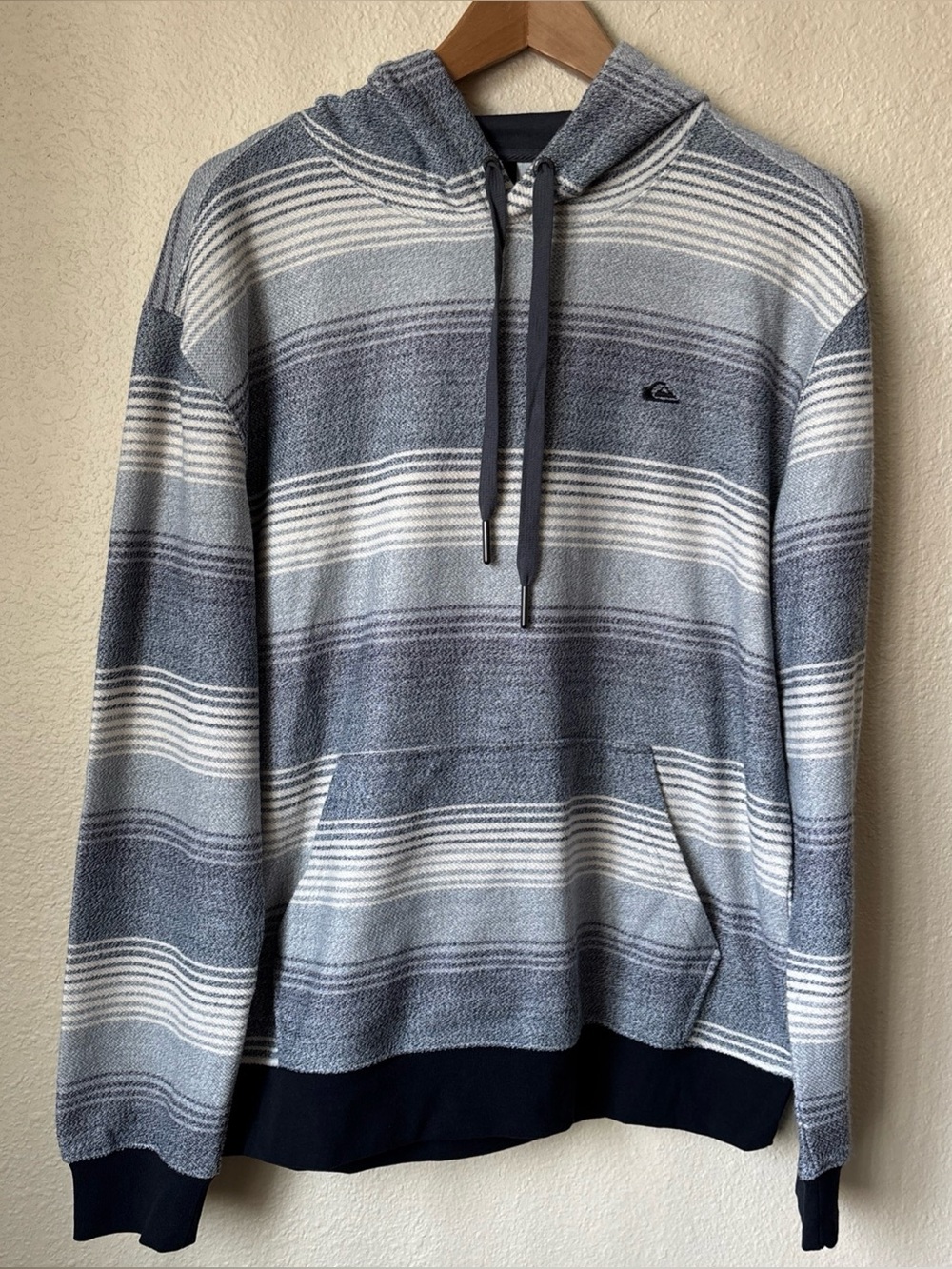 Quicksilver Mens Beach Hoodie Blue/Gray/White Super Soft , Medium, NWT